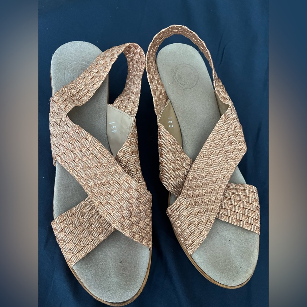 Rose Gold Woven Wedge Sandals size 9 (fits like 8.5) padded insole